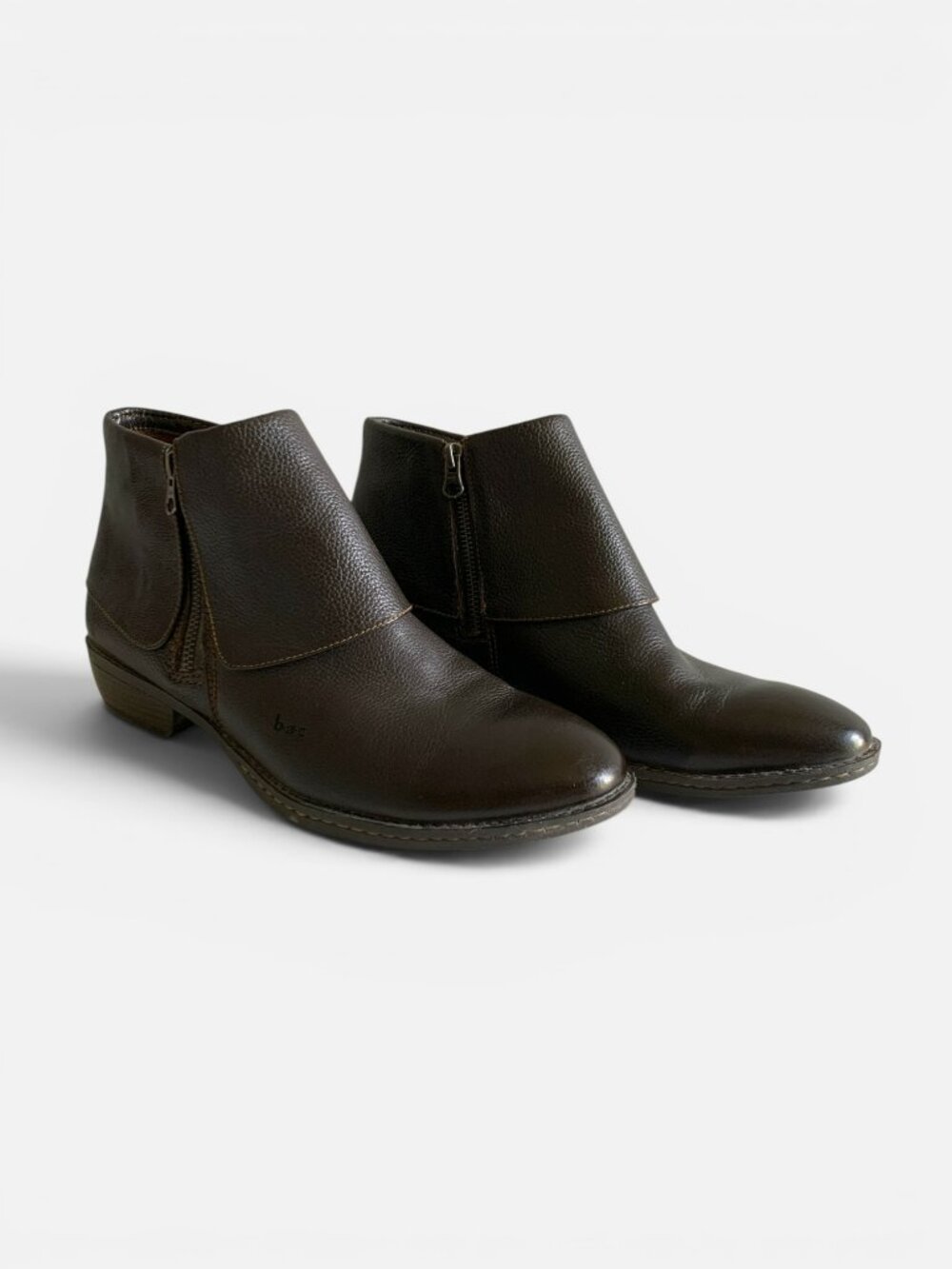 B.O.C. Born Leather Ankle Boots Brown Sz 10 Side Zip Comfort Booties